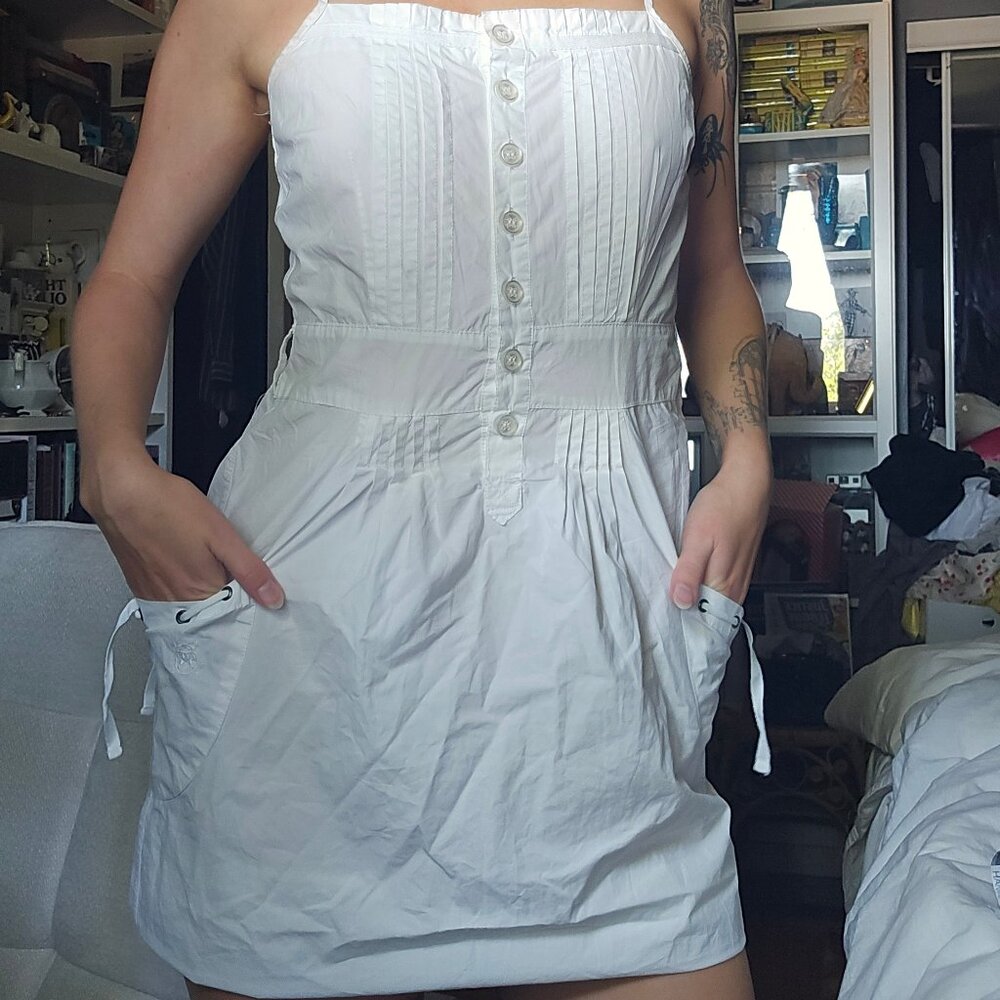 White Vintage babydoll Sundress with pockets!